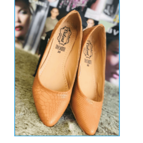 Balerina Style Shoes for Women, Snake Style in Camel Color